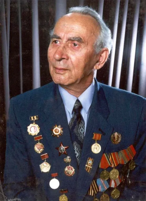 ЭЮПОВ&nbsp;Эдем Газиевич