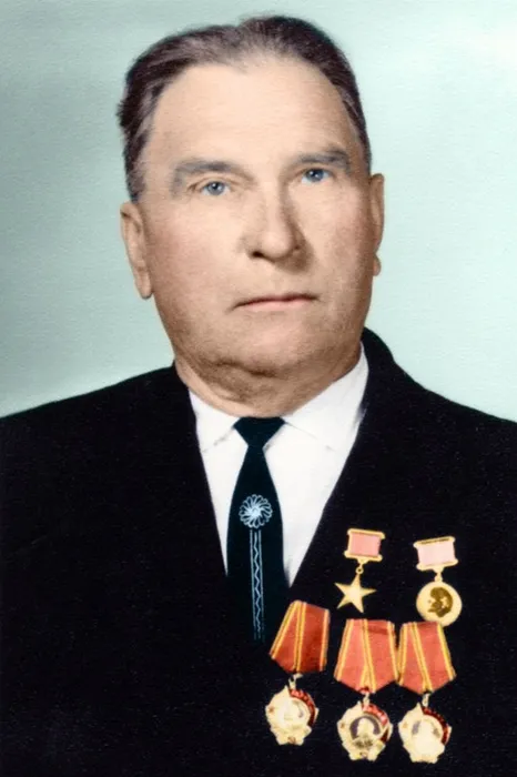 ЗИМОВЕЦ&nbsp;Серафим Никитович