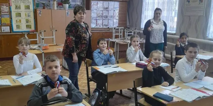 Георгиевская ленточка (2)