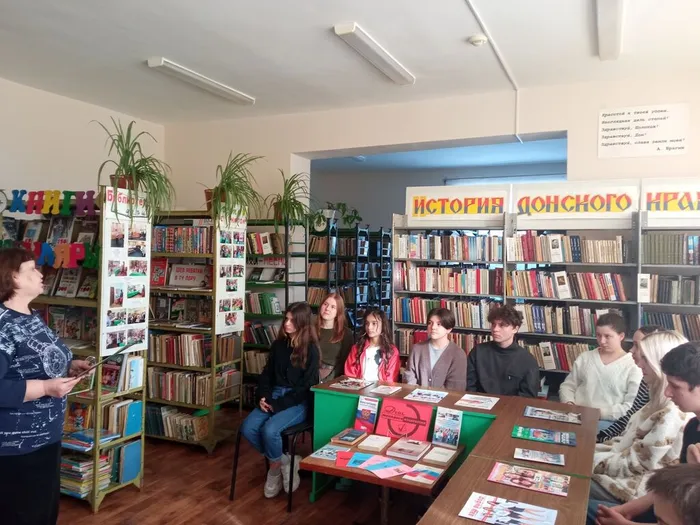 Мы - молодые, нам выбирать! - час молодого избирателя с. Кручёная Балка 1