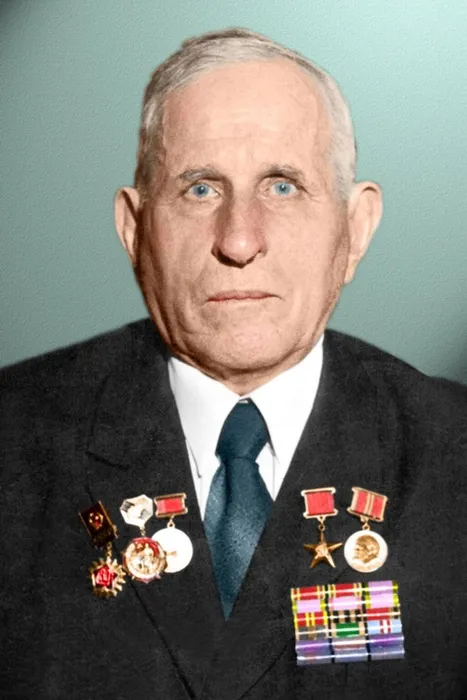 ХИЖНИЧЕНКО&nbsp;Илья Михайлович