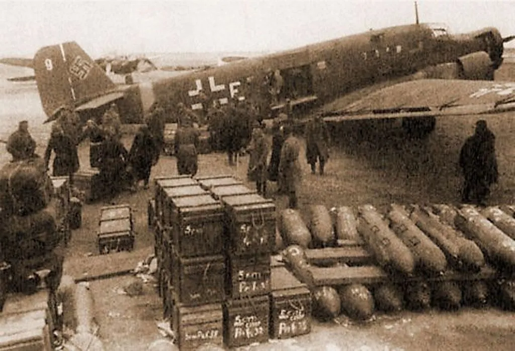 Аэропорт (гражданский ) Сальск 1942 г