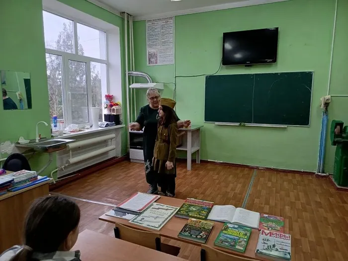 10 Час мужества