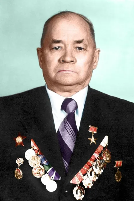 МАМОНОВ&nbsp;Михаил Иванович