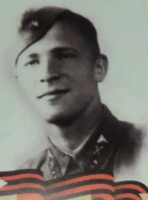 ДРАГУНОВ Александр Александрович