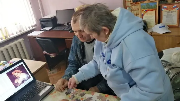 Художник (2)
