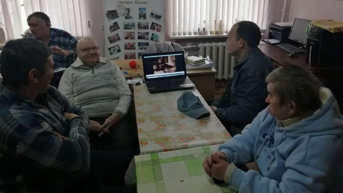 Поэт в России (1)