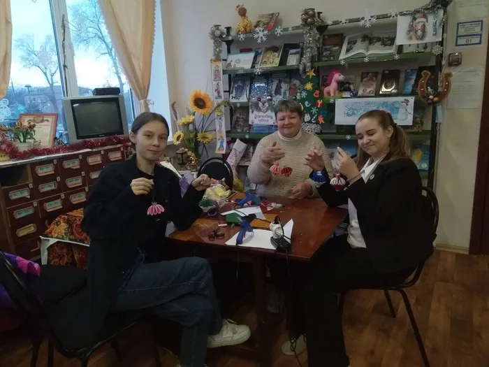 Мастерилка Игрушки для Рождественской елки