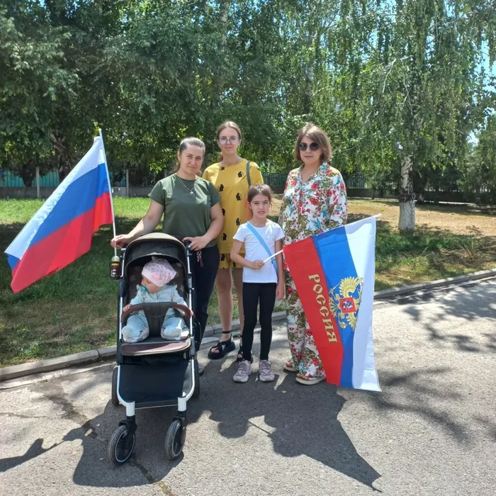 2.Патриотический час Я в России рожден