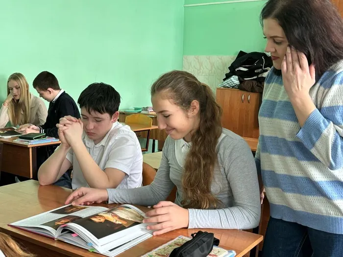 д